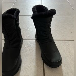 Totes women’s all weather boot